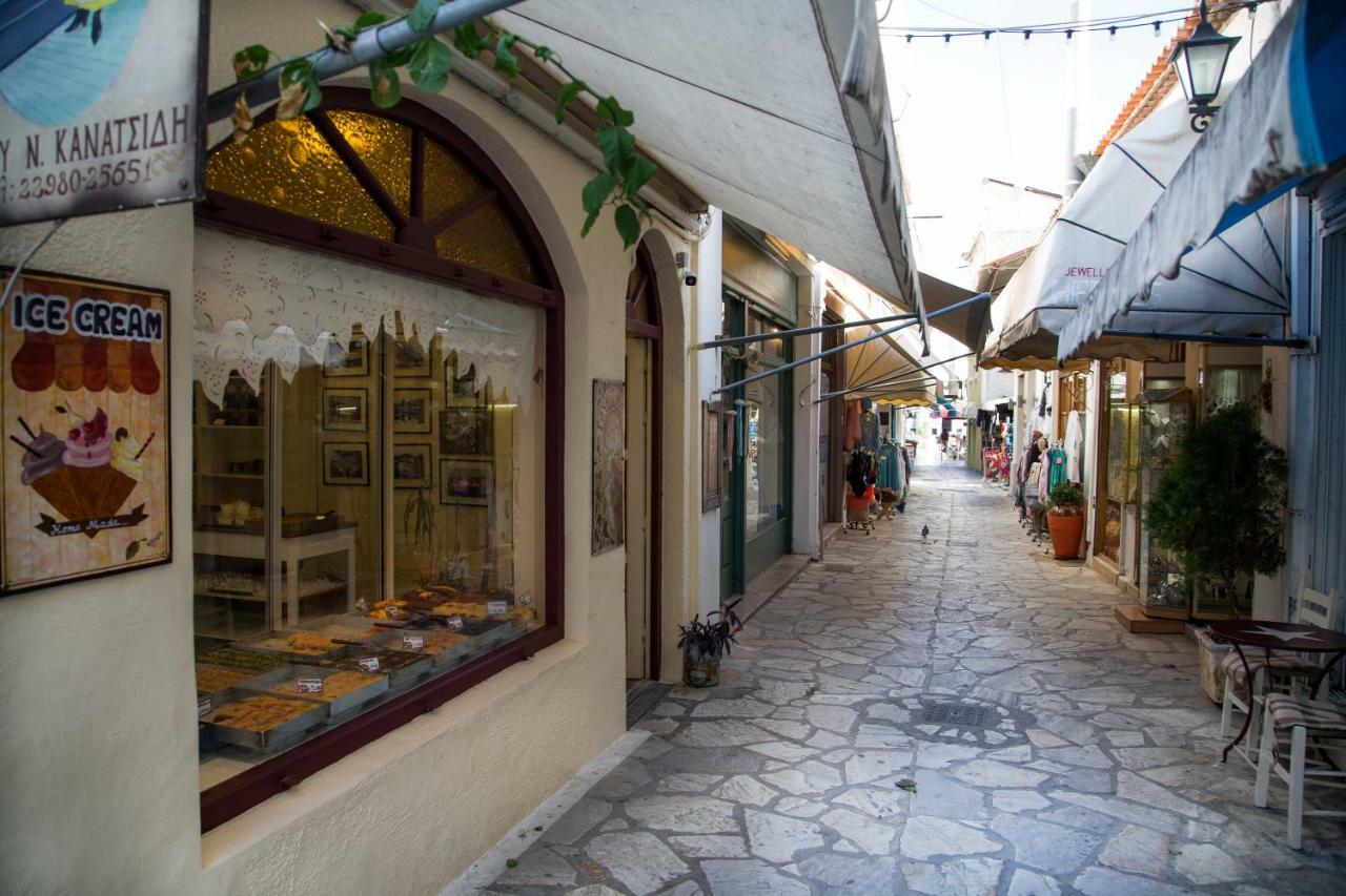Kalavria Luxury Suites - Magnificent Sea View Of Poros Poros Town Екстер'єр фото